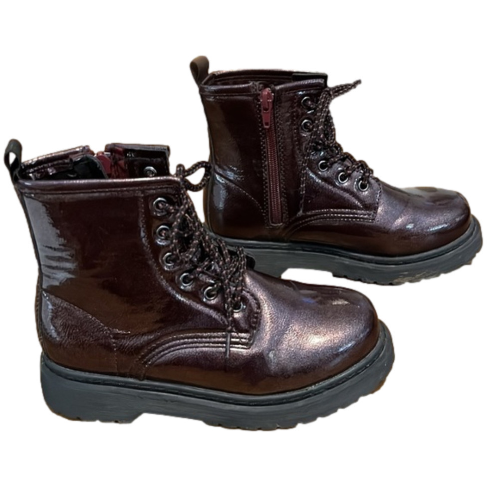 MADDEN Girl Combat Boots 4 metallic  ankle boots , small scuff mark R heel